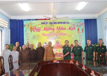 BTS GHPGVN huyện Đức Hòa chúc tết Ban Chỉ huy Quân sự, Công an huyện và các xã trực thuộc huyện Đức Hòa.