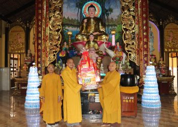 BTS GHPGVN huyện Đức Hòa chúc tết các tự viện trong huyện ngày 28/12/Nhâm Dần