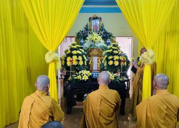 Lễ nhập kim quan cố Hòa thượng Thích Trí Hoa – Húy Nhựt Hoa tân viên tịch.