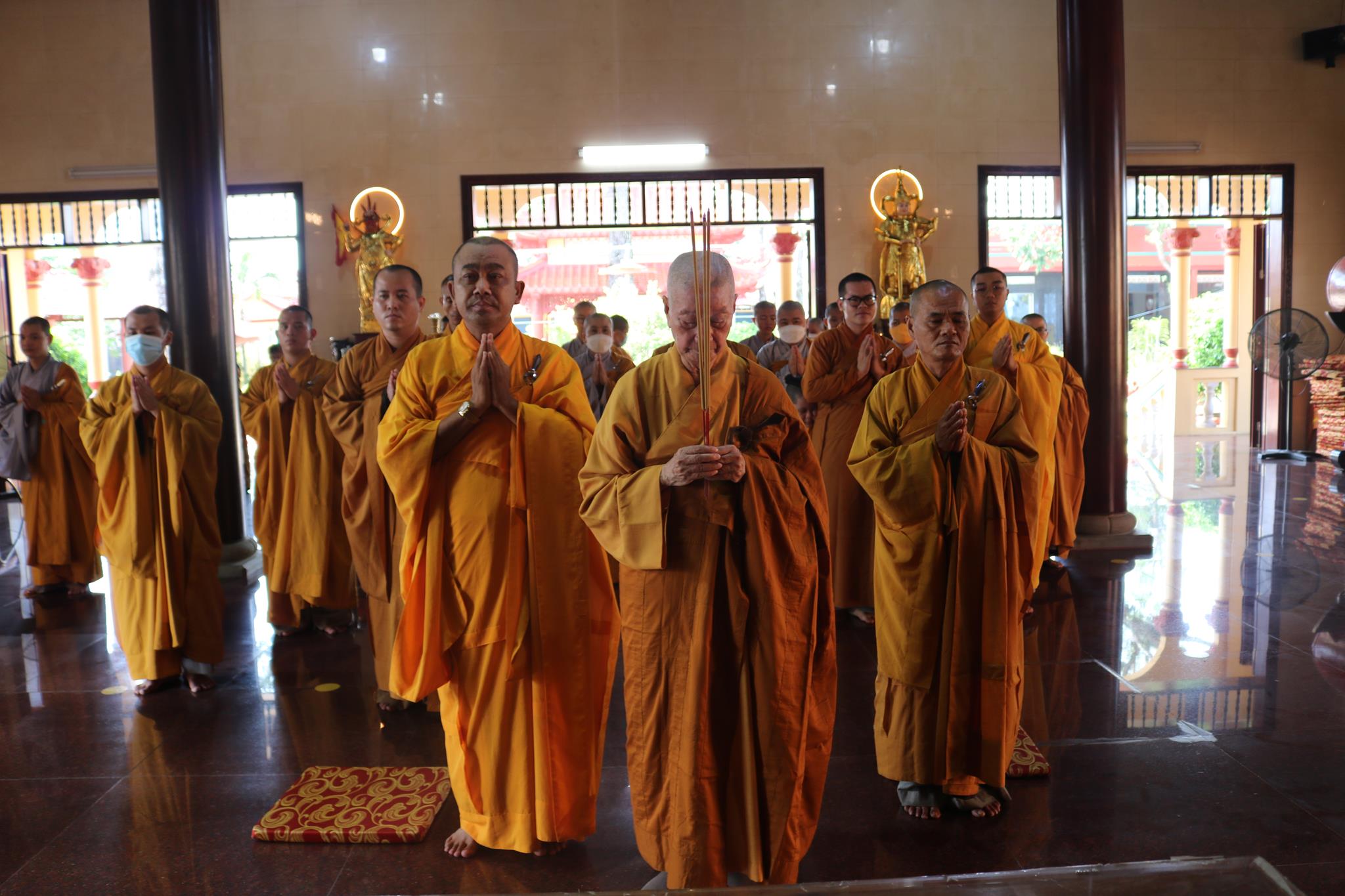 ht-quyen-phap-chu-quang-lam-chua-linh-nguyen-2022-15-copy