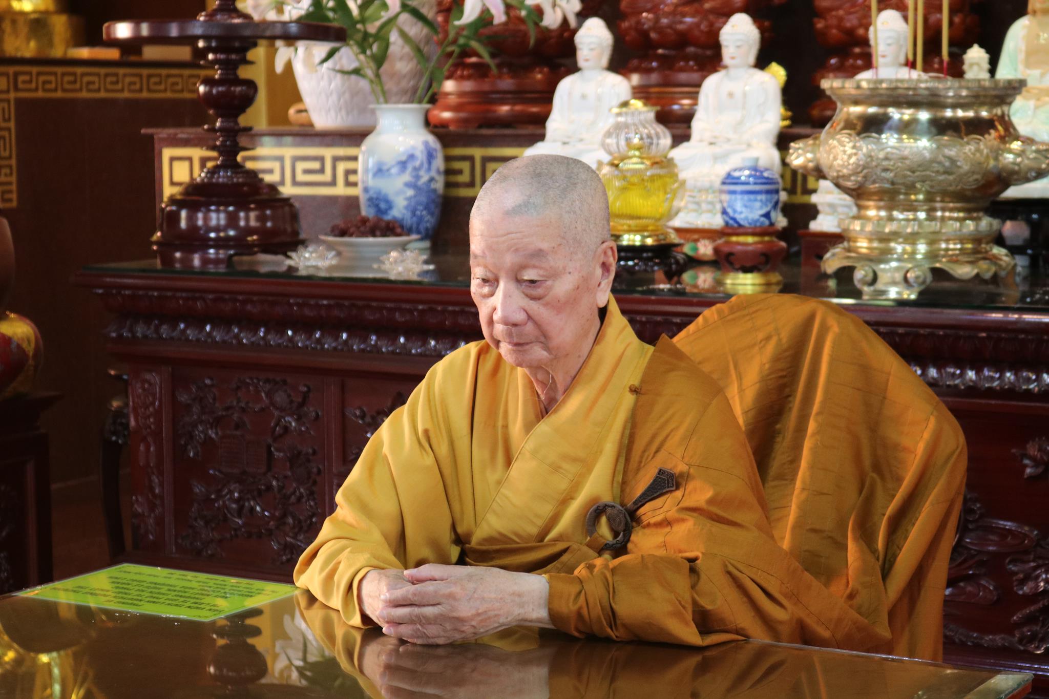 ht-quyen-phap-chu-quang-lam-chua-linh-nguyen-2022-18-copy
