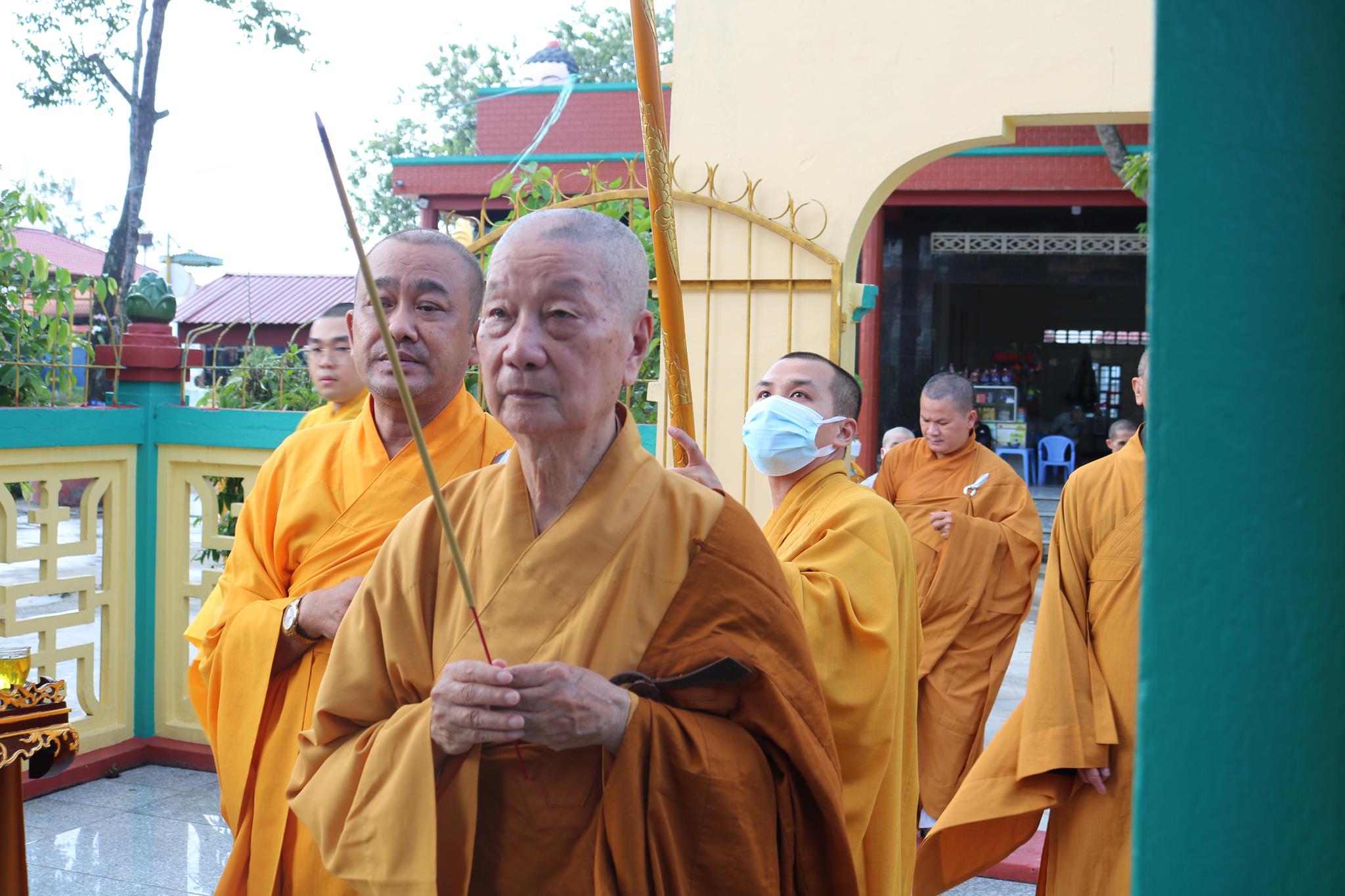 ht-quyen-phap-chu-quang-lam-chua-linh-nguyen-2022-36-copy