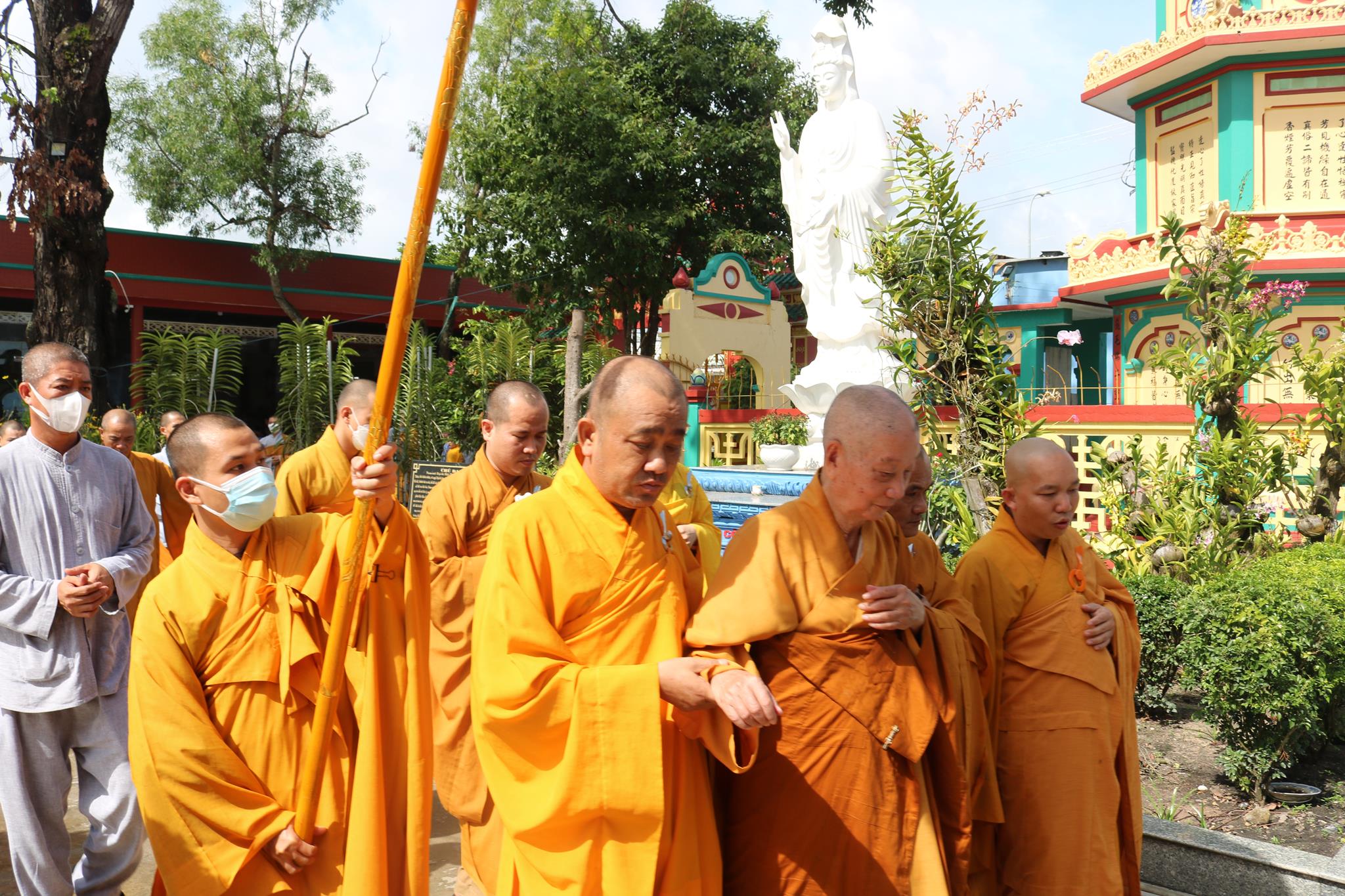 ht-quyen-phap-chu-quang-lam-chua-linh-nguyen-2022-39-copy