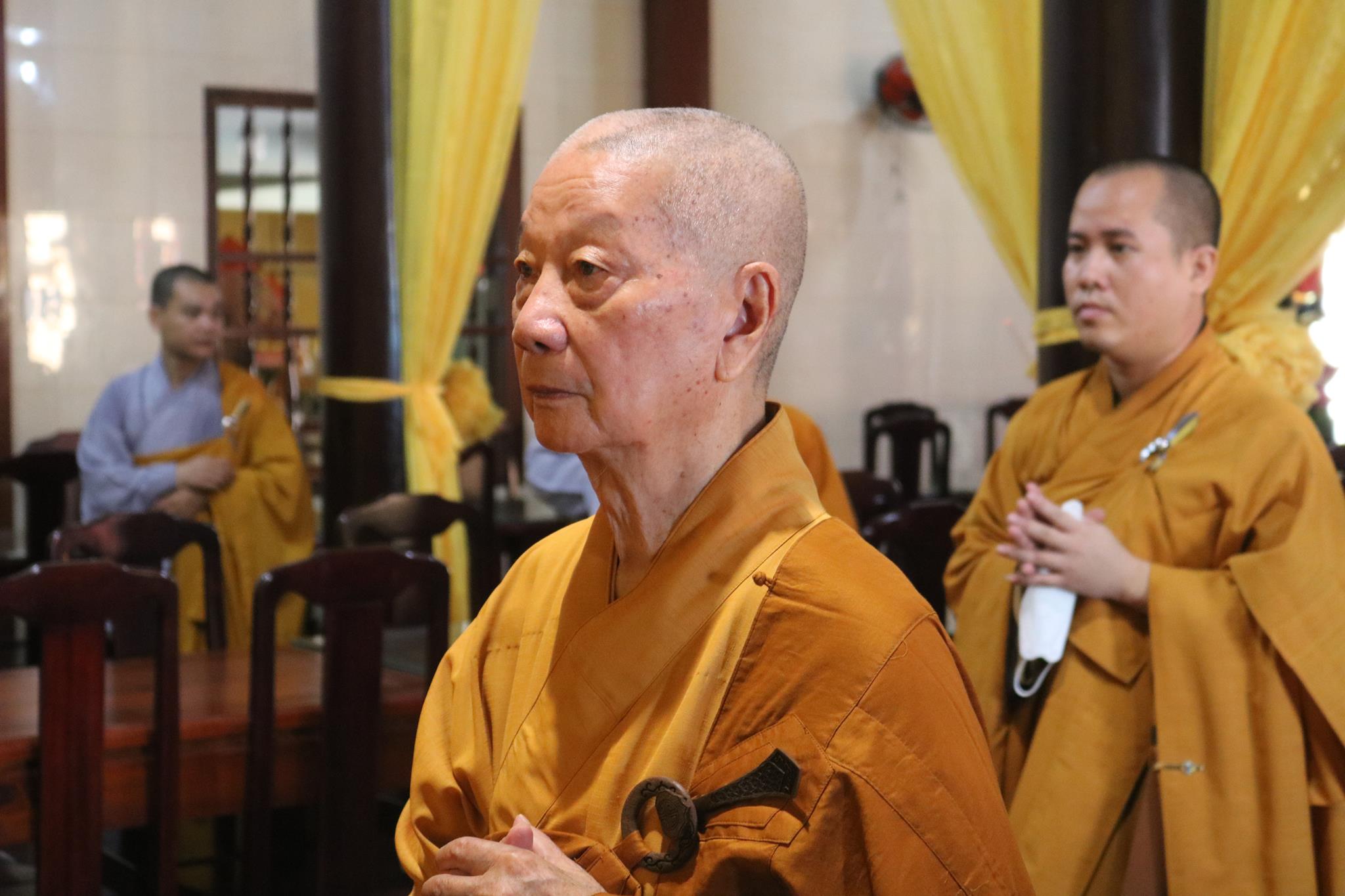ht-quyen-phap-chu-quang-lam-chua-linh-nguyen-2022-8-copy