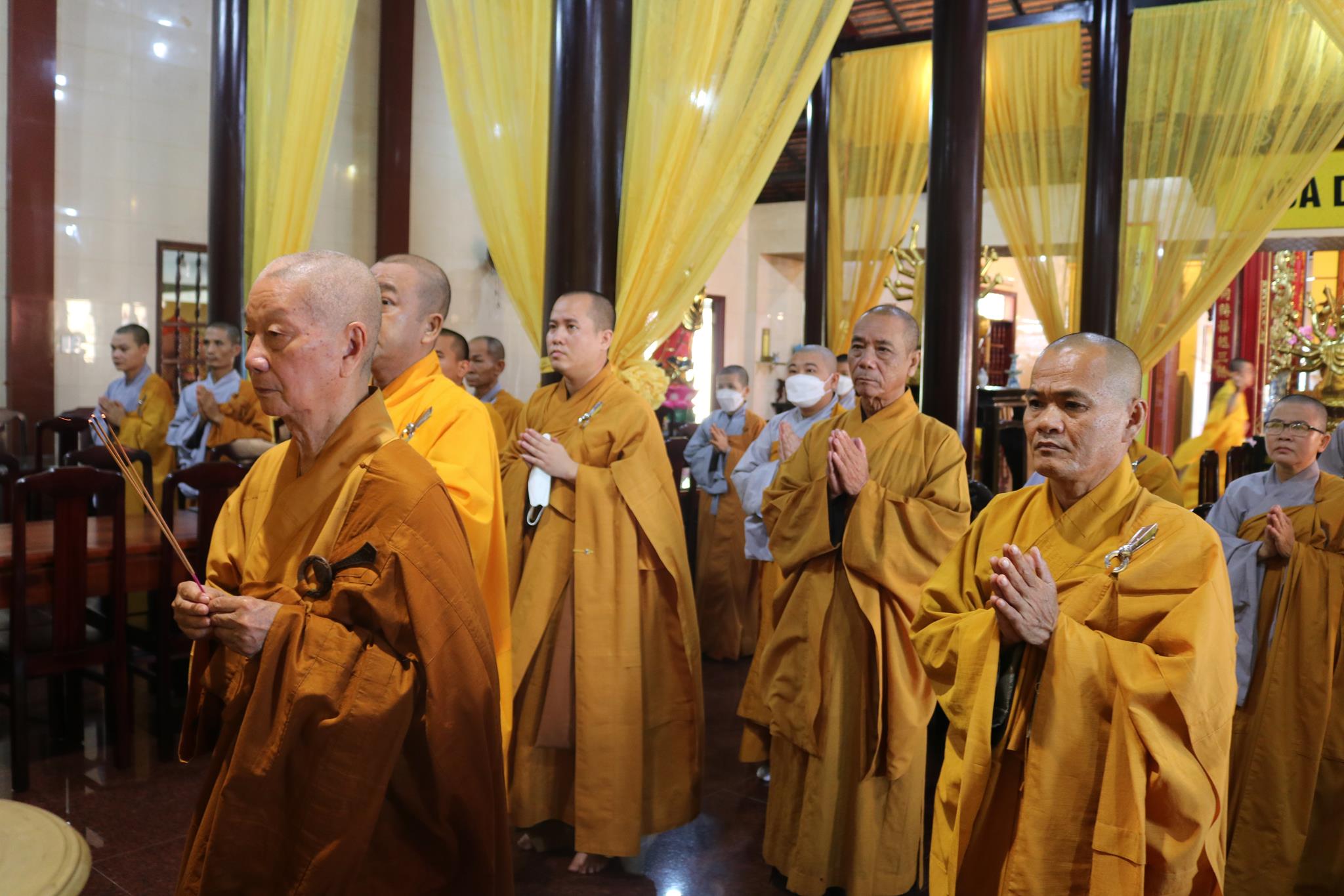 ht-quyen-phap-chu-quang-lam-chua-linh-nguyen-2022-9-copy